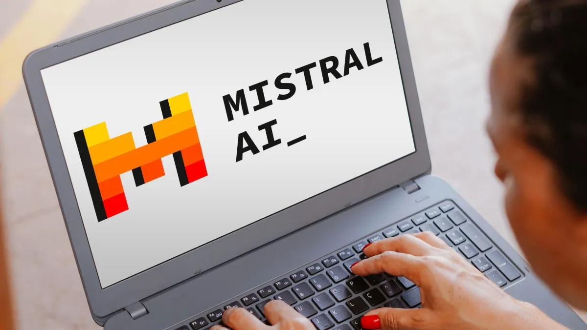 Mistral AI、世界的コンサルティング大手アクセンチュアと戦略的提携を締結