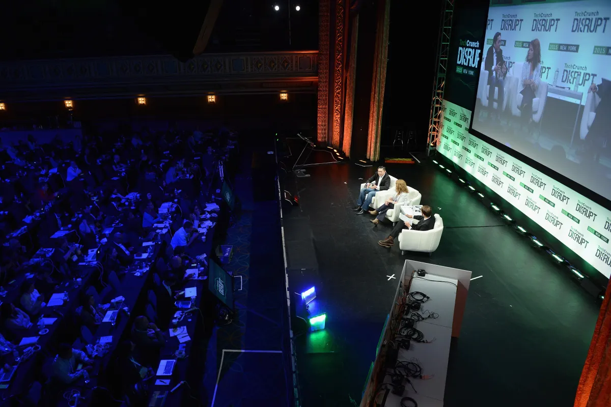 ラスト24時間：Disrupt 2026チケット、1枚買うと2枚目が半額に