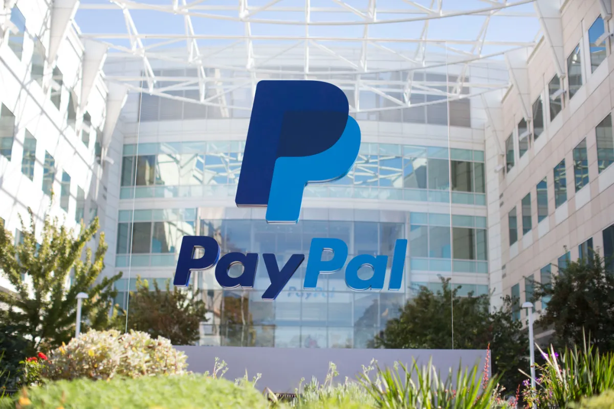 PayPal：AIによってテクノロジー企業へと生まれ変わる