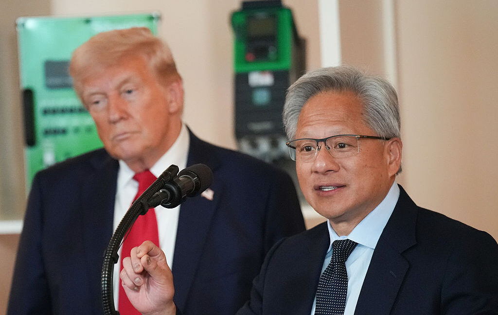 NVIDIAが台湾に1500億ドルを大胆投資、トランプのAI計画は逆に追い風に