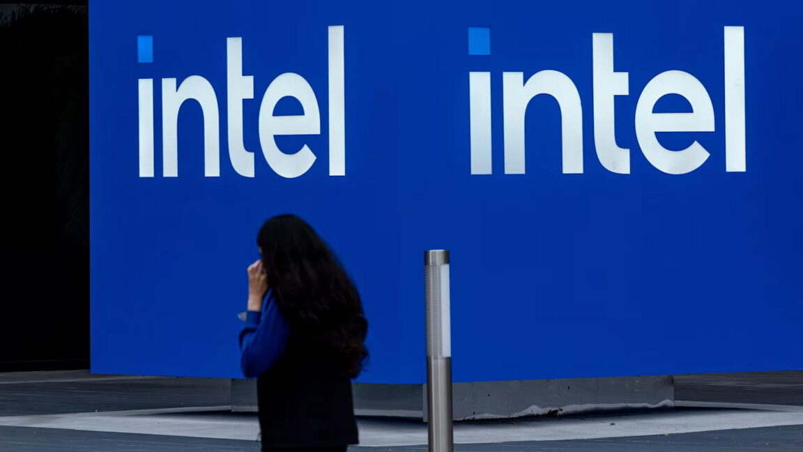 Intelの新型AIチップ：低価格・優れた放熱性能でNVIDIA・AMDを超える