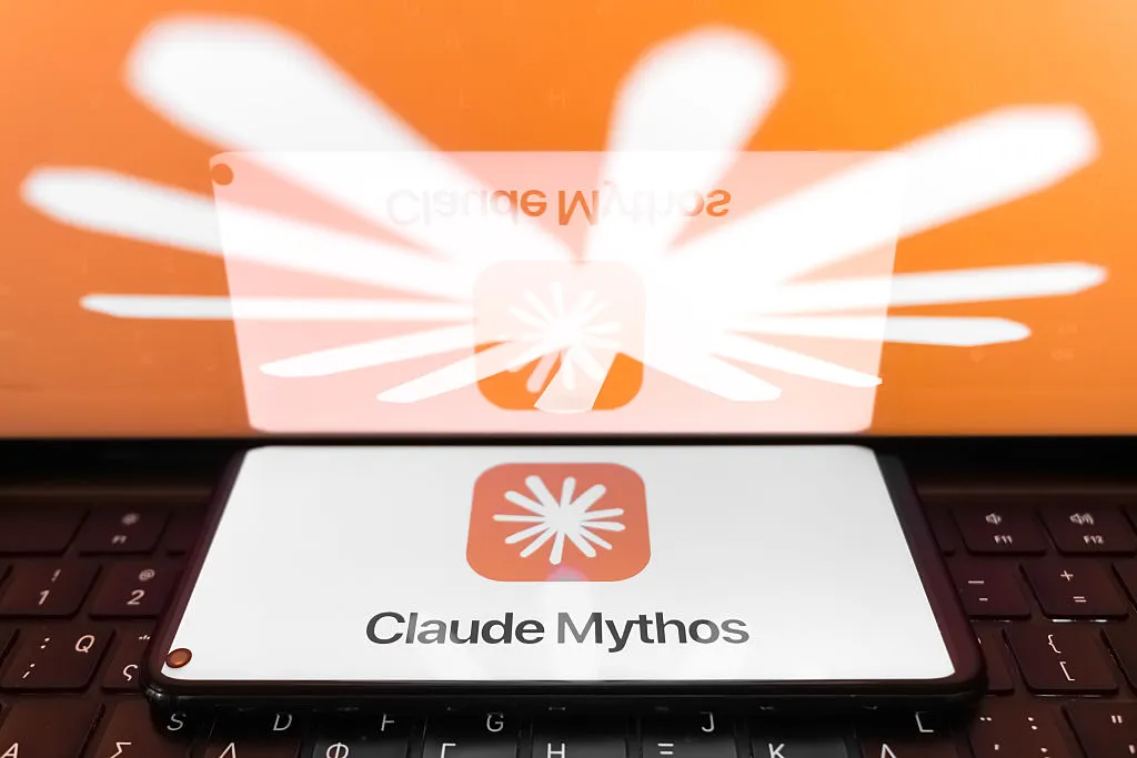 Anthropic、Claude Fable 5を発表：一般公開されるMythosレベルモデル