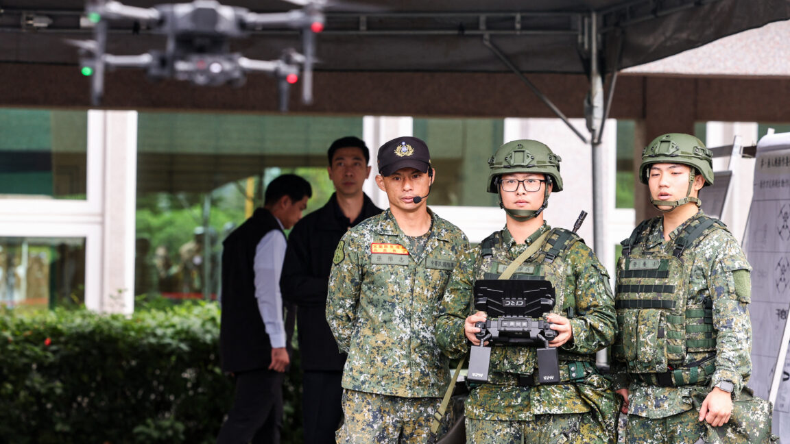 中国に対抗し、台湾がドローン防衛生産を加速、米軍にも供給へ