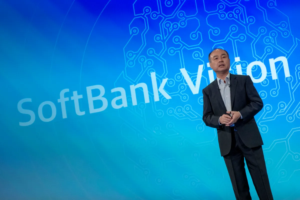 マスクの軌道データセンター構想、ソフトバンクCEOが疑問を呈する