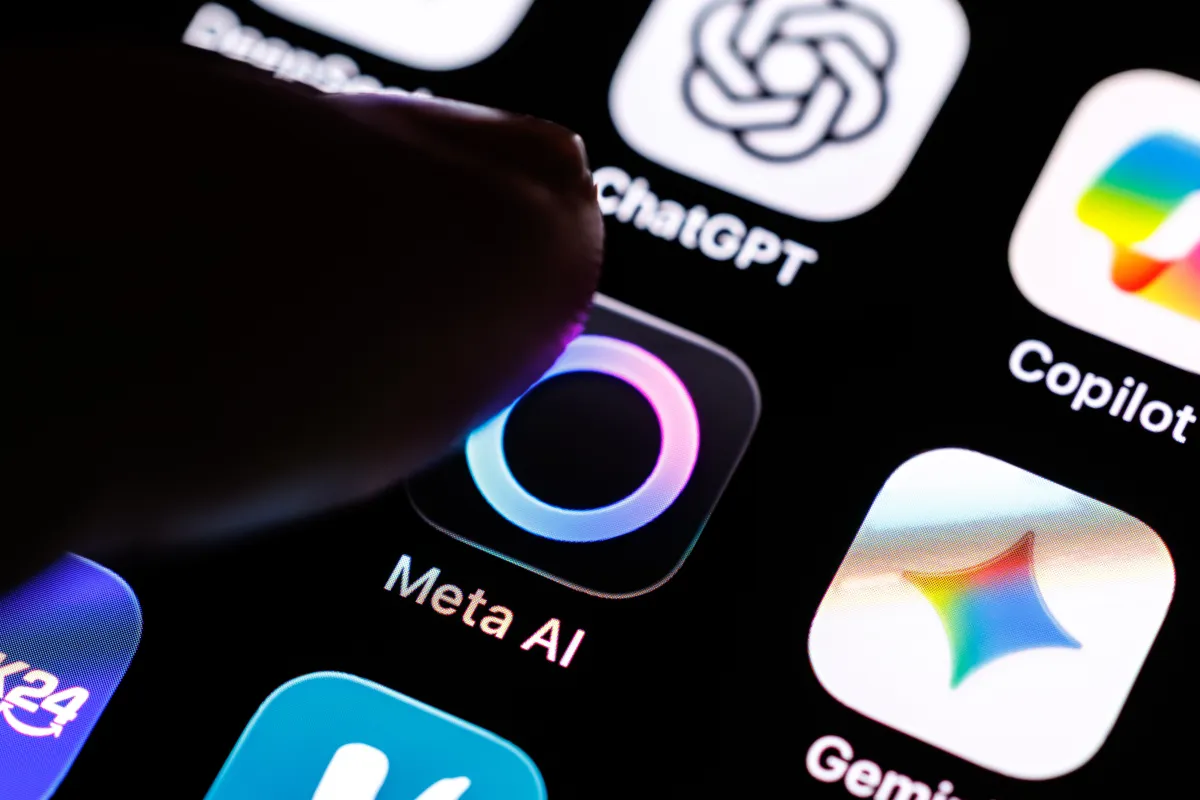 MetaがオープンソースAIモデル「Glimmer」を公開、クローズドな「Muse Spark」との鮮明な対比