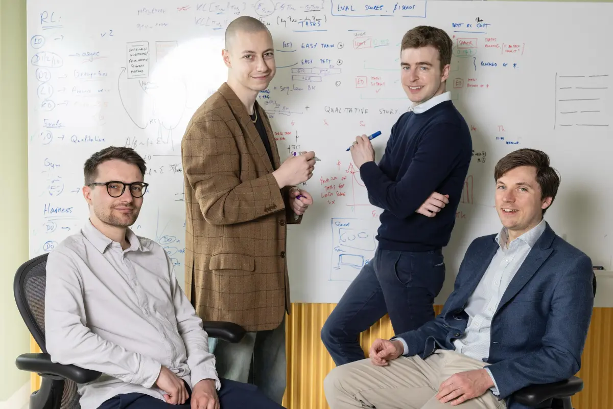 DeepMind出身者が創業したInherent、AIチームメイト「Faraday」を発表　科学論文の再現能力でAnthropicとOpenAIを上回る
