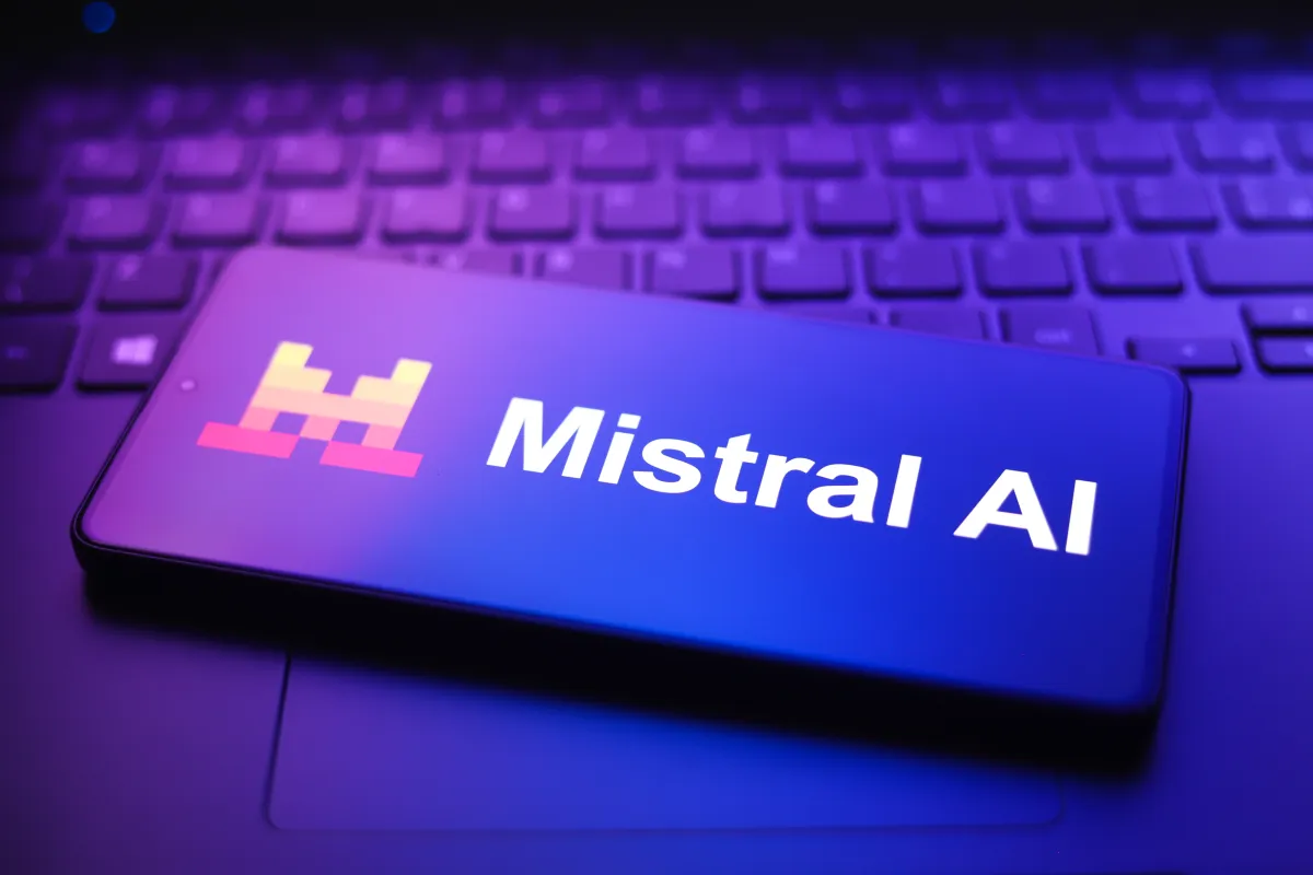 Mistralが30億ユーロの資金調達を完了——「主権AI」が巨大ビジネスへ