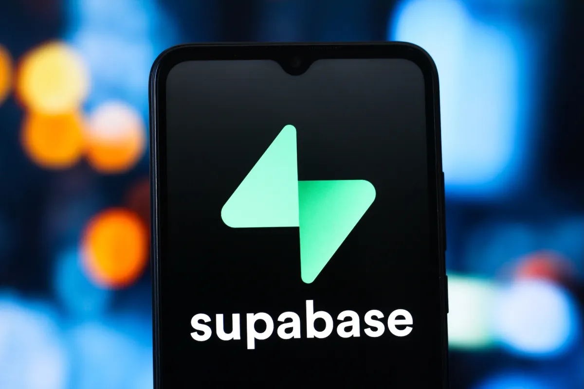 Supabaseユーザーデータ露出の警鐘