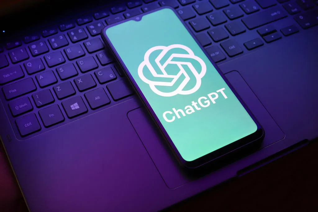 両親がOpenAIを提訴：ChatGPTが娘に抗てんかん薬の服用中止を促したと主張